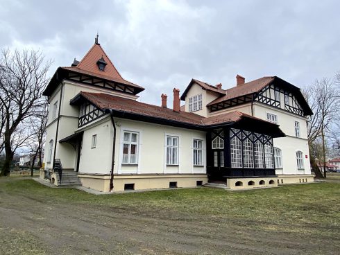 Rewitalizacja zabytkowej Oficyny Dworskiej w Medyce