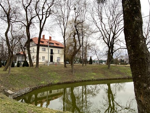 Rewitalizacja zabytkowej Oficyny Dworskiej w Medyce