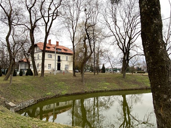 Rewitalizacja zabytkowej Oficyny Dworskiej w Medyce